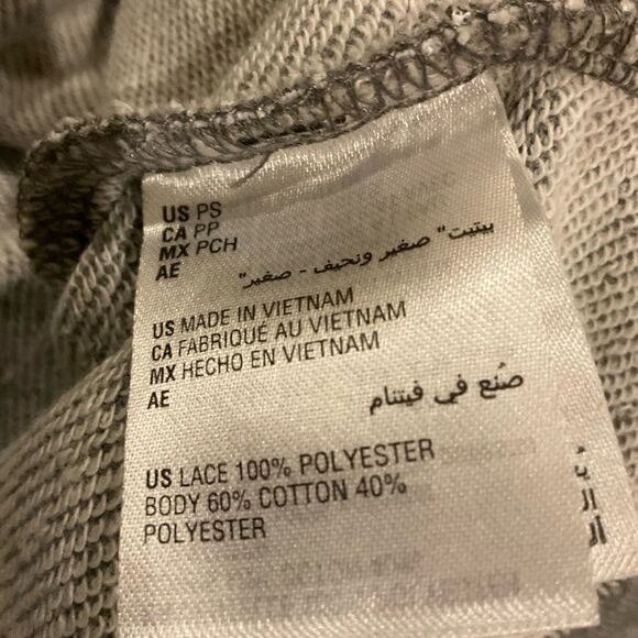 Charter Club Cropped Top 🖤 - Picture 3 of 5